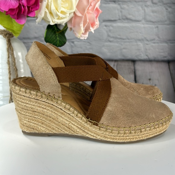 BORN DRILLES MEADE Tan Suede Leather Closed Toe Sling Back Espadrille Wedges - Picture 5 of 17